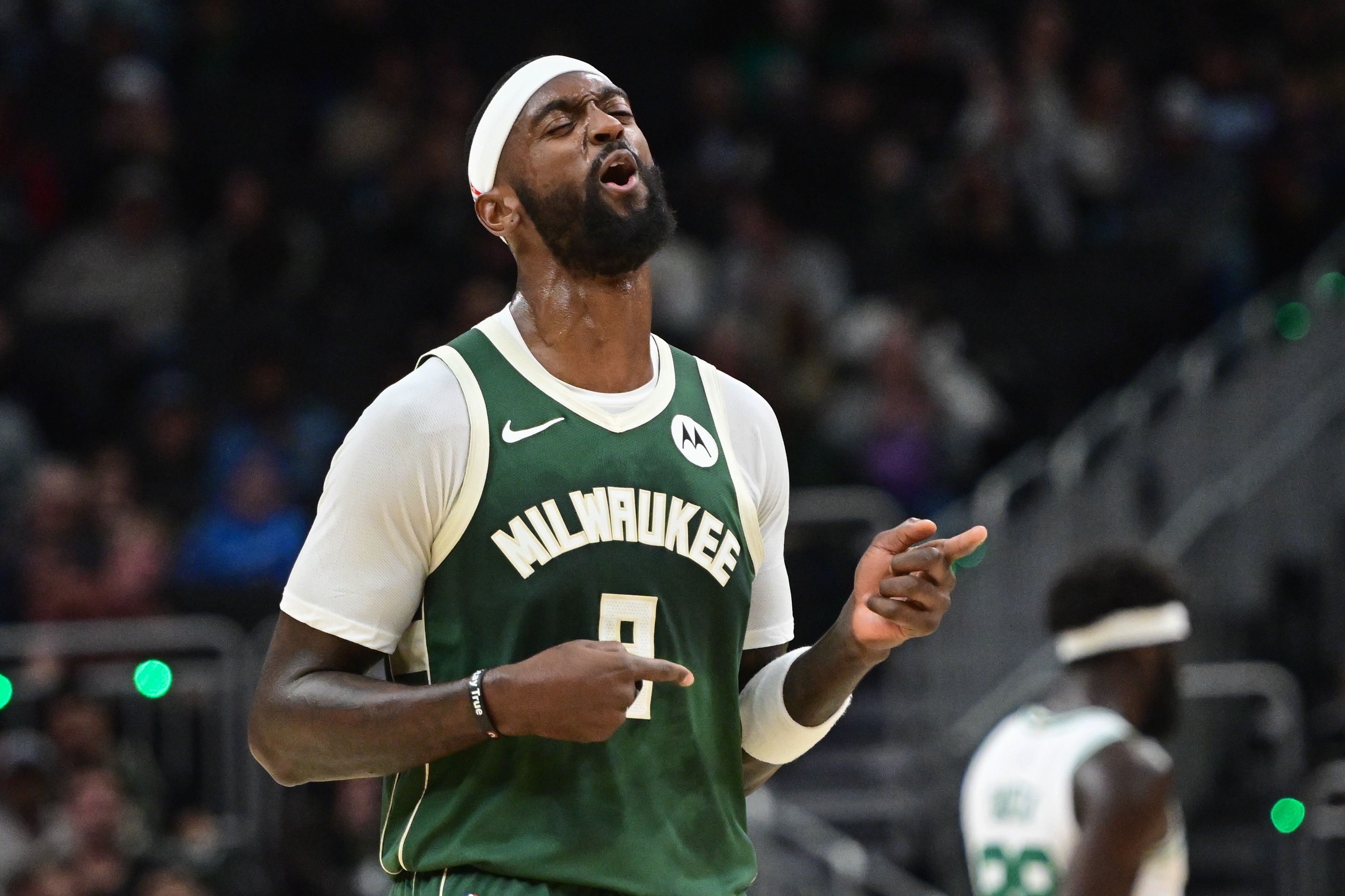 球探体育比分网-这么多铁人！波蒂斯&amp;罗林斯&amp;哈里斯半场合计14中2仅拿7分